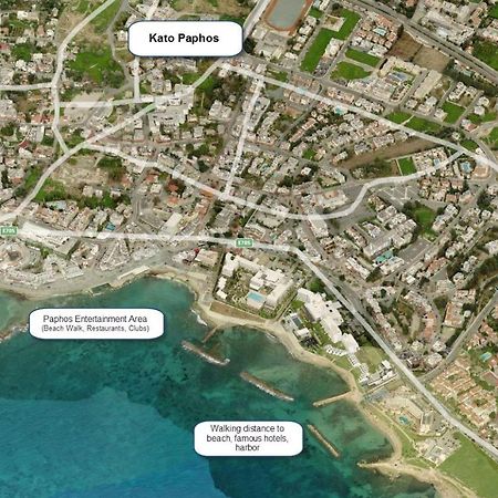2 Bedroom Townhouse, Close To Paphos Harbour, Use Of Onsite Facilities Esterno foto