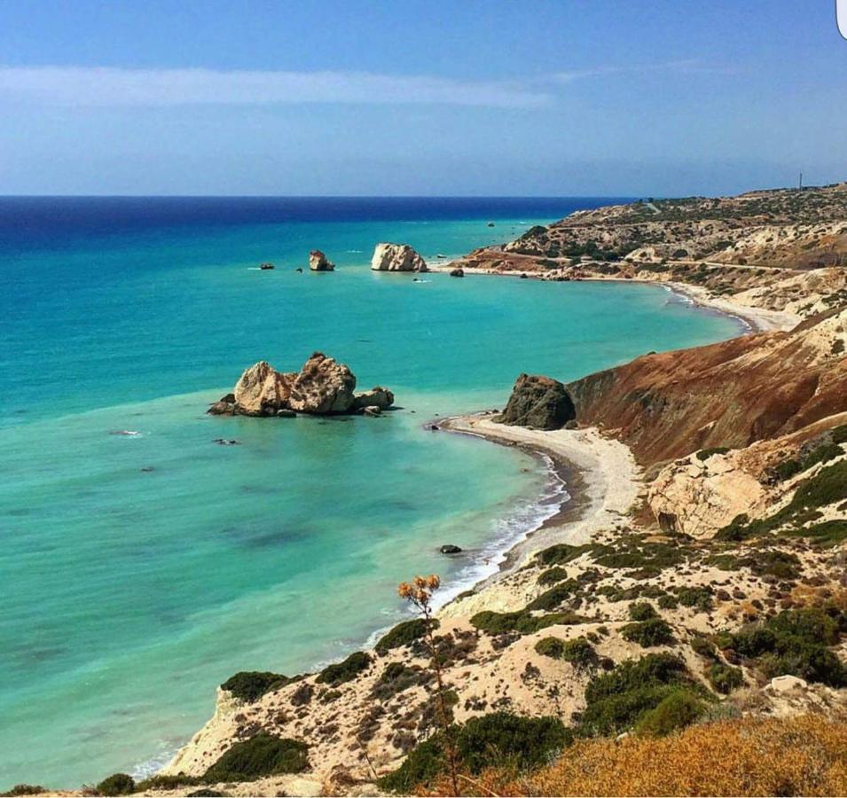 2 Bedroom Townhouse, Close To Paphos Harbour, Use Of Onsite Facilities Esterno foto