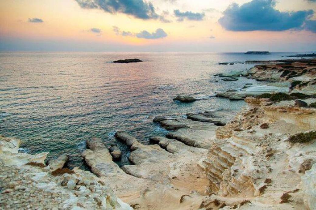 2 Bedroom Townhouse, Close To Paphos Harbour, Use Of Onsite Facilities Esterno foto